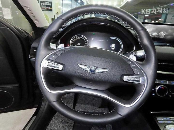 Genesis G80 RG3 2.5 T-GDi 2WD 9