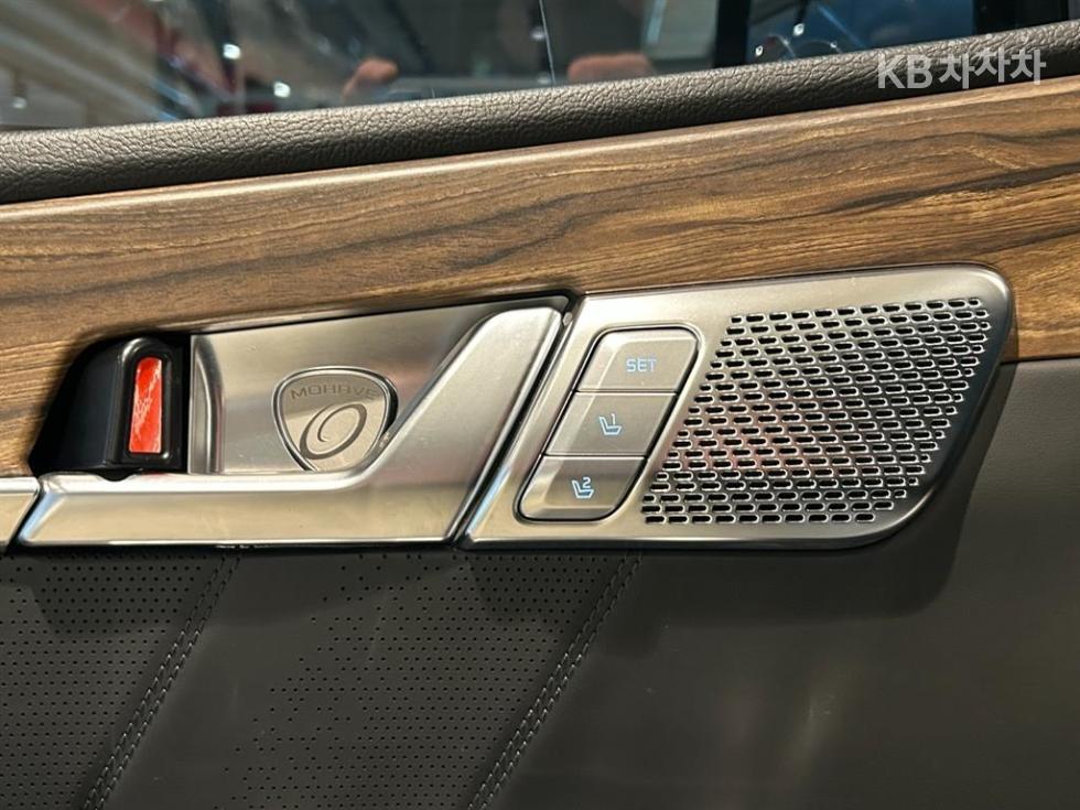 2020 - kia mohave
