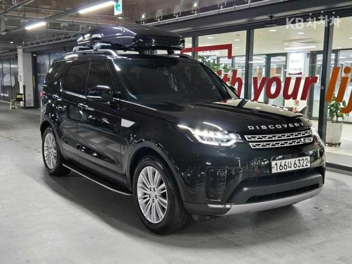 Land Rover Discovery 5 3.0 SD6 HSE Luxury 3