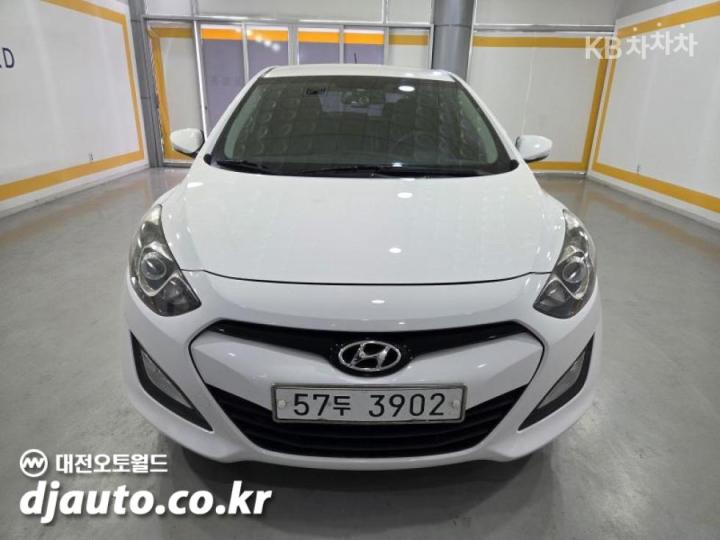 Hyundai i30 New 1.6 GDI Unique 3