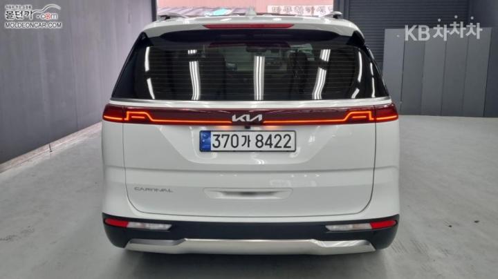 Kia Carnival D2.2 Signature 5