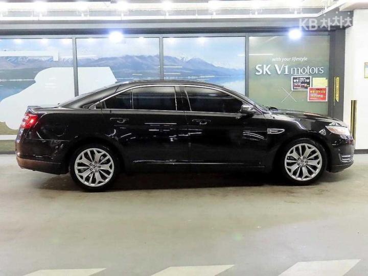 Ford Taurus New 2.0 Limited EcoBoost 4