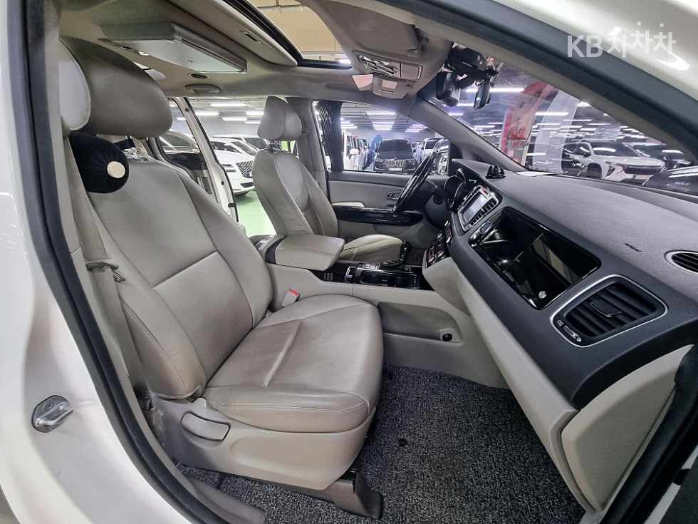 2015 - kia carnival