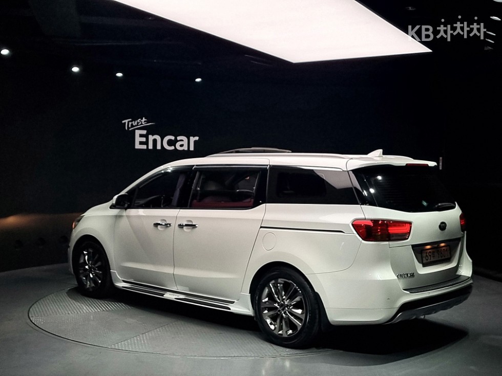 2015 - kia carnival