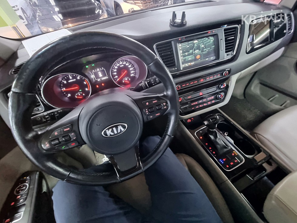 2015 - kia carnival