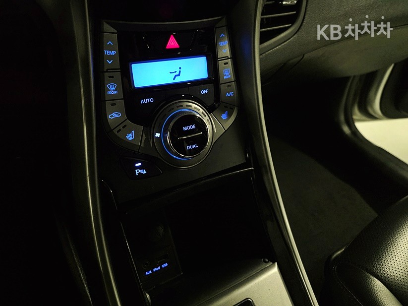 Hyundai Avante — miniaturë 11