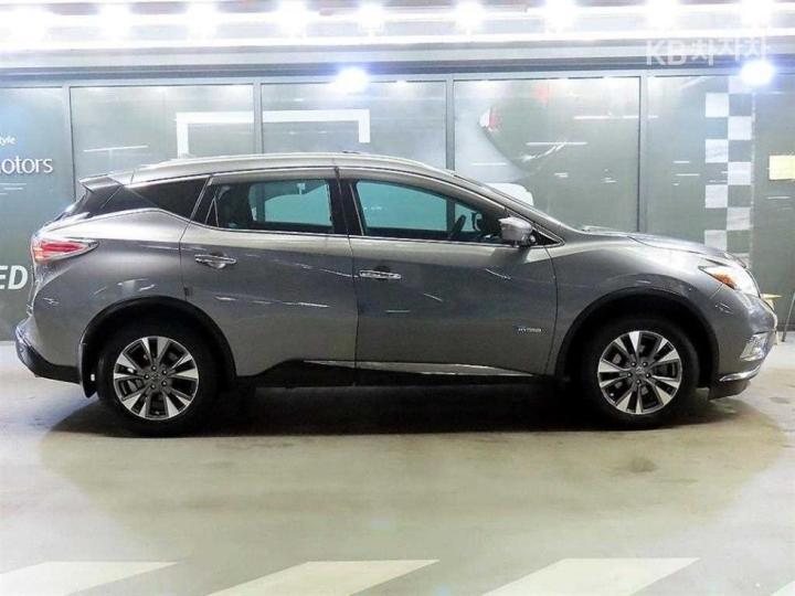 Nissan Murano 2.5 Hybrid Platinum 4