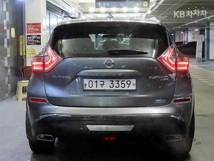 Nissan Murano 2.5 Hybrid Platinum 6