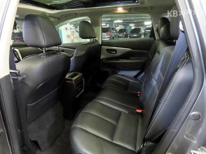 Nissan Murano 2.5 Hybrid Platinum 8