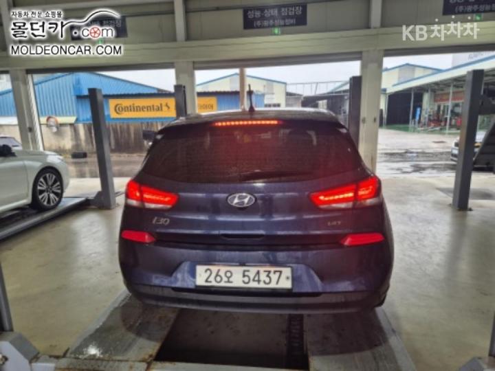 Hyundai i30 PD 1.4 Turbo Modern 5