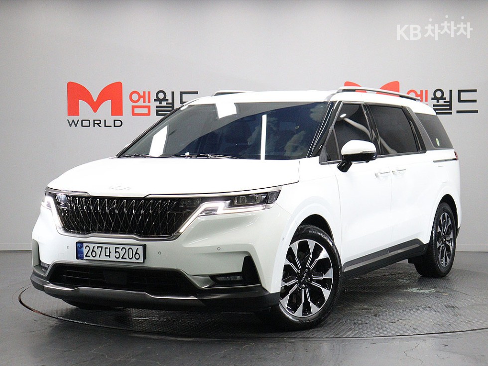 Kia 카니발 4세대 D2.2 9인승 시그니처 - фото 1