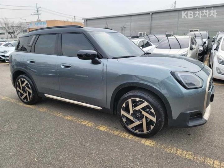 Mini Countryman U25] 2.0 Cooper S All4 Favoured Base Type 3