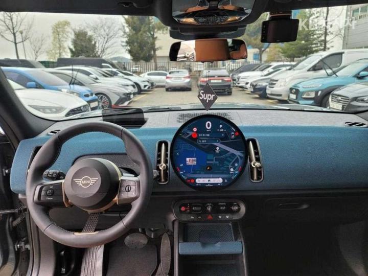 Mini Countryman U25] 2.0 Cooper S All4 Favoured Base Type 8