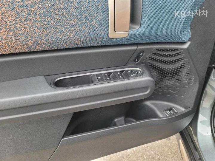 Mini Countryman U25] 2.0 Cooper S All4 Favoured Base Type 9