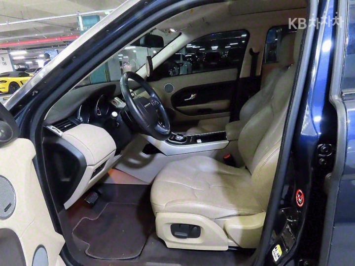 Land Rover Range Rover Evoque 5 Duo 2.2 SD4 Pure 7