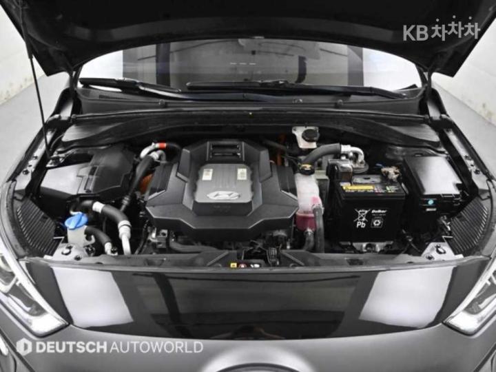 Hyundai IONIQ Electric Q 7