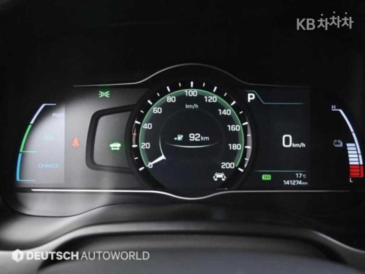 Hyundai IONIQ Electric Q 9