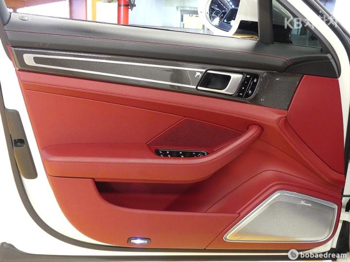 Porsche Panamera 971 3.0 4 Base Type 10