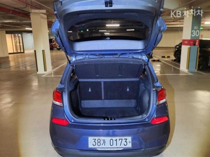 Hyundai i30 PD 1.4 Turbo Premium 8