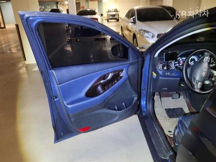 Hyundai i30 PD 1.4 Turbo Premium 10