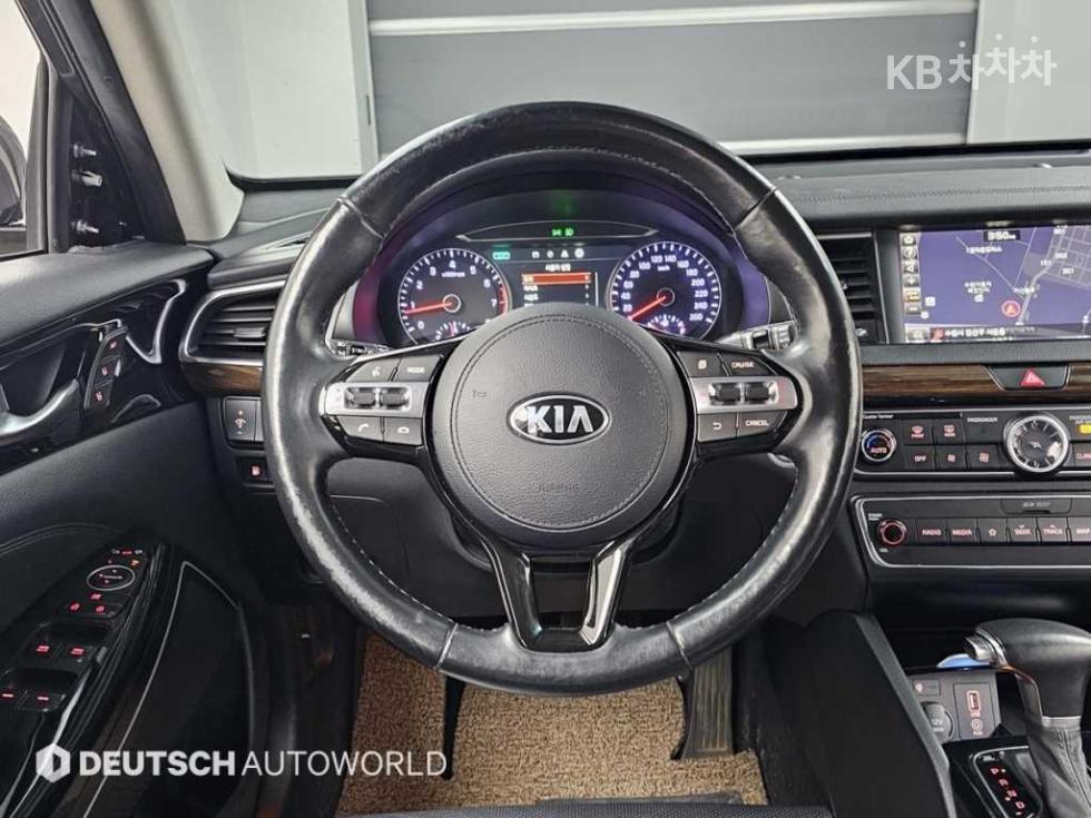 2019 - kia k7