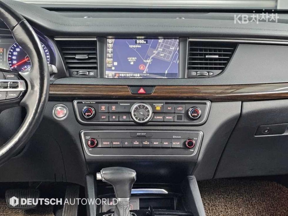 2019 - kia k7