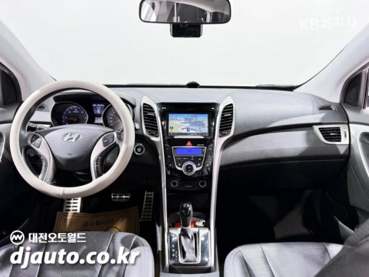 Hyundai i30 New 1.6 VGT Extreme 5