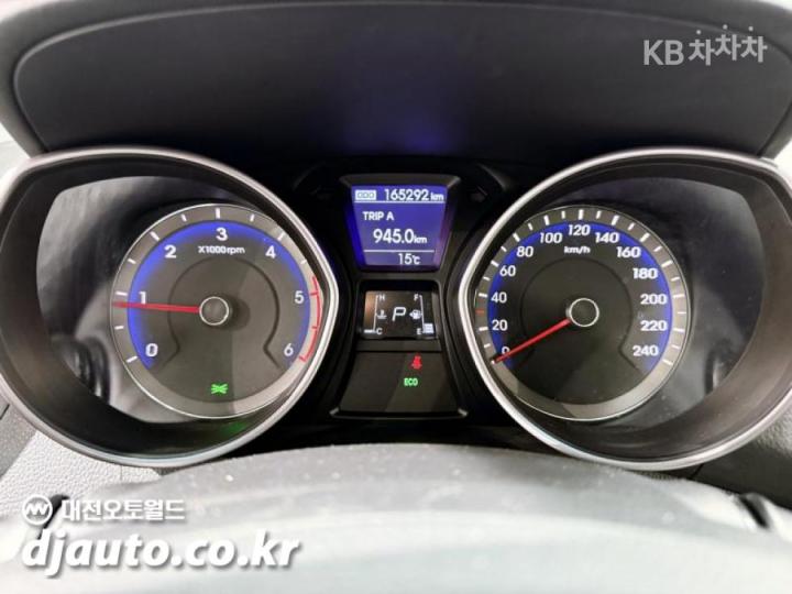 Hyundai i30 New 1.6 VGT Extreme 6