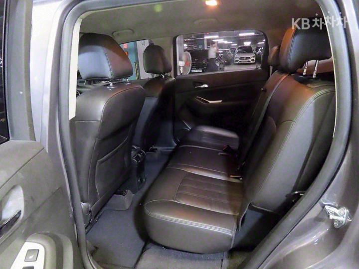 Chevrolet Orlando LPG LTZ Premium 8