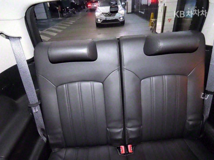 Chevrolet Orlando LPG LTZ Premium 9