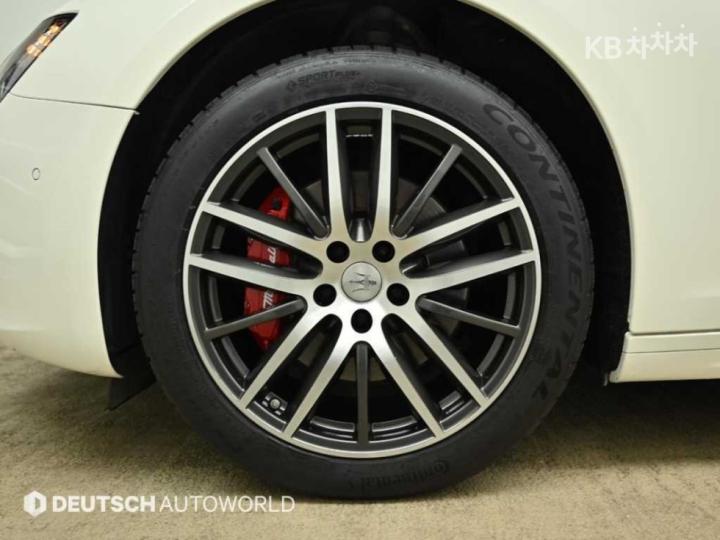 Maserati Ghibli New Diesel 3.0 Base Type 5