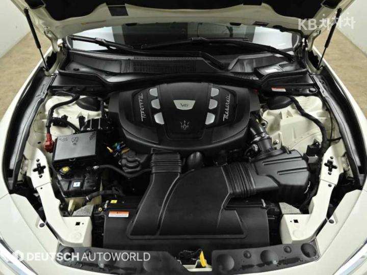 Maserati Ghibli New Diesel 3.0 Base Type 6