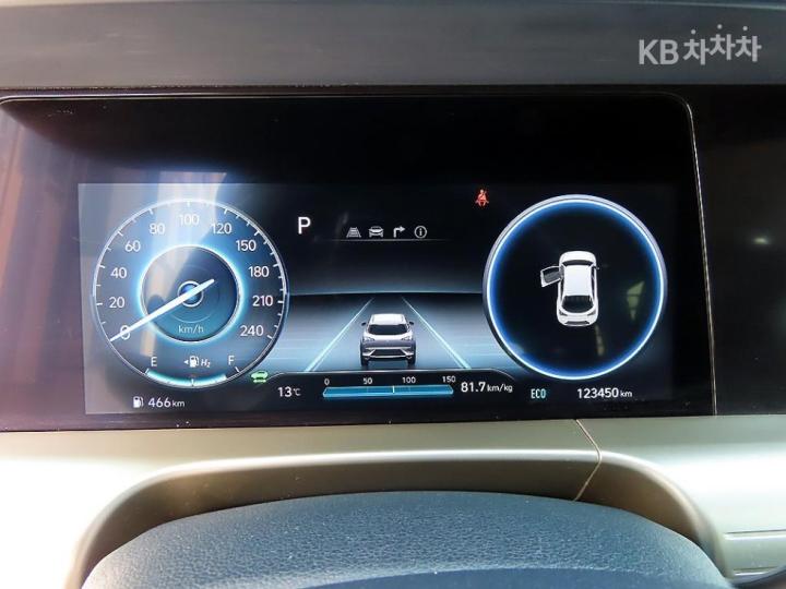 Hyundai Nexo Premium 10