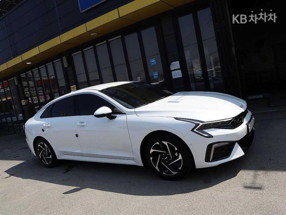 2025 - kia k5
