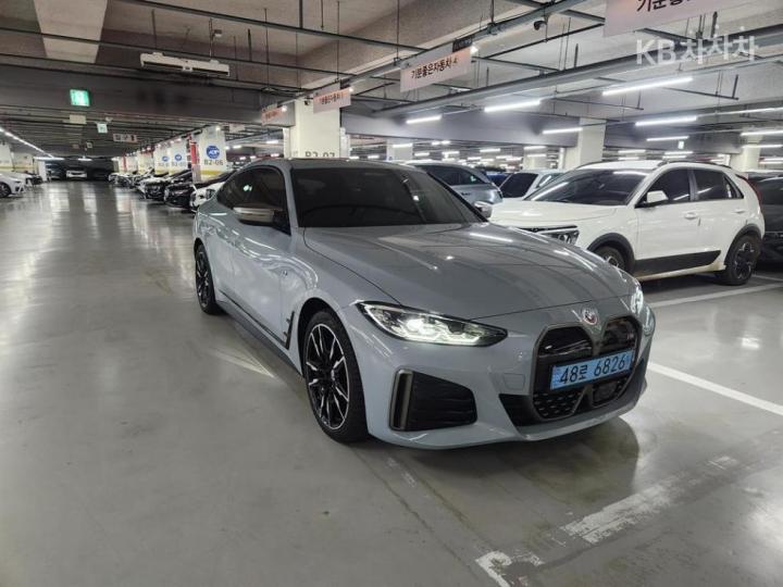 BMW i4 M50 Base Type 3
