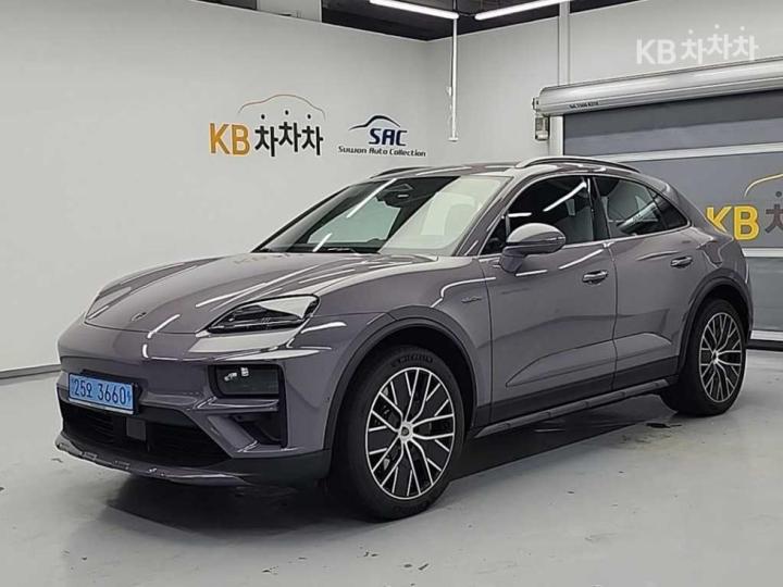 Porsche Macan Turbo — foto 1