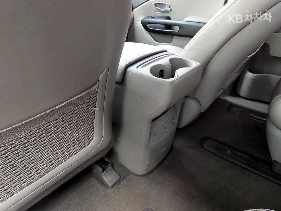 2015 - kia carnival