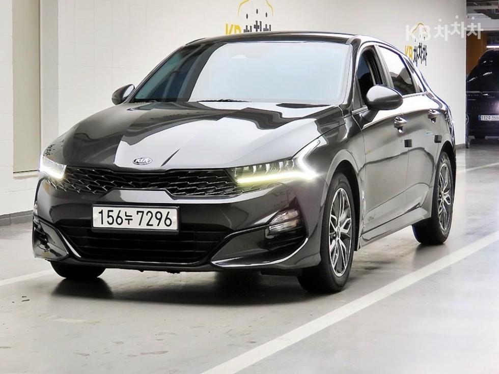 2021 - kia k5