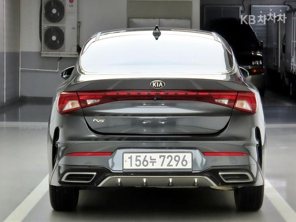2021 - kia k5