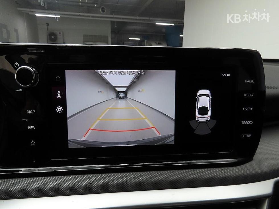 2021 - kia k5