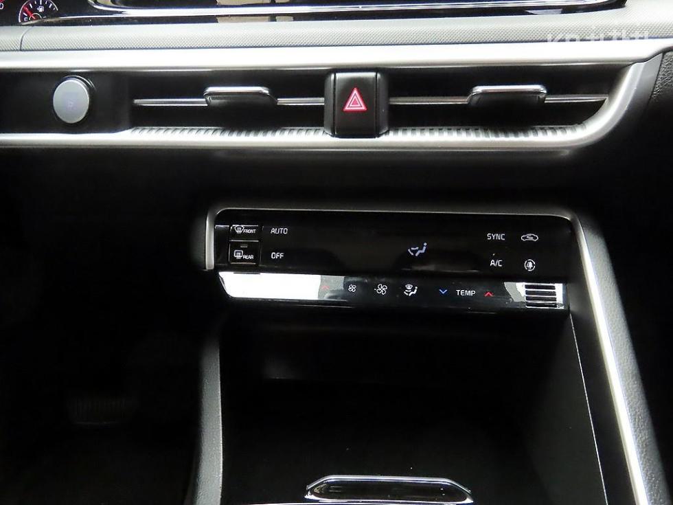 2021 - kia k5