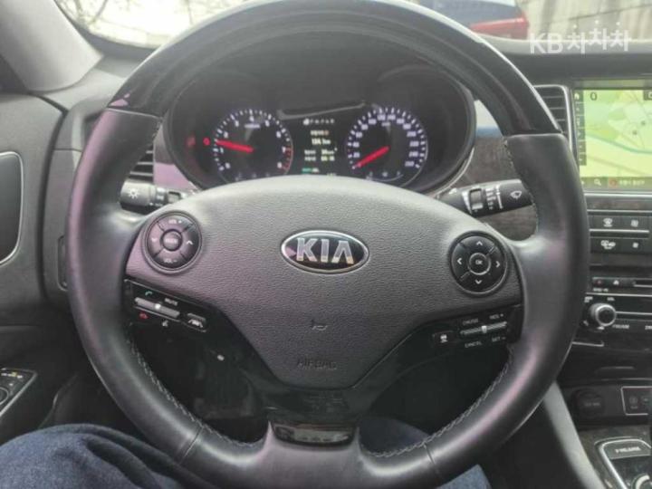 Kia K9 3.3 GDI Executive 5
