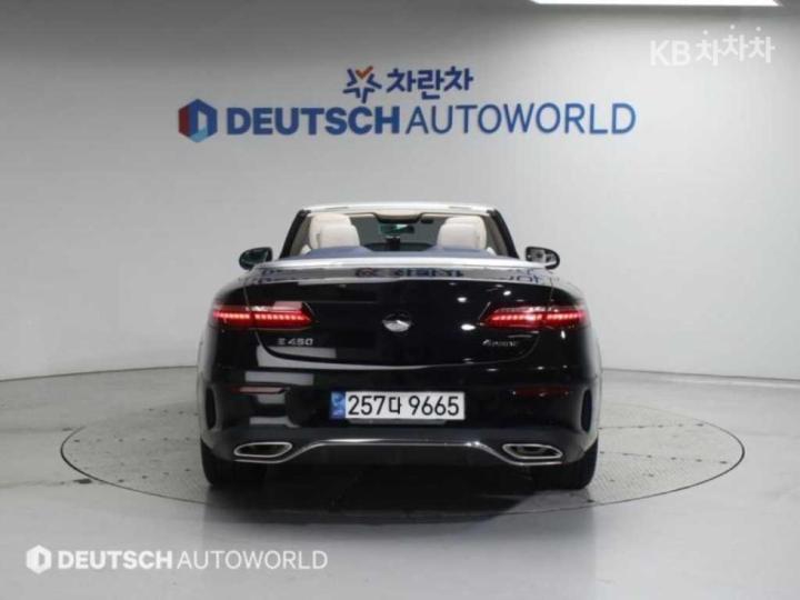 Mercedes-Benz E-Class W213 E450 4MATIC Carbriolet Base Type 5