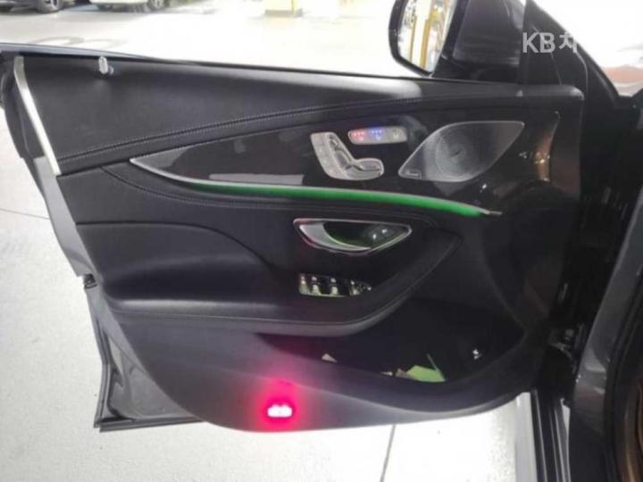 Mercedes-Benz CLS-Class C257 CLS400d 4MATIC Base Type 10