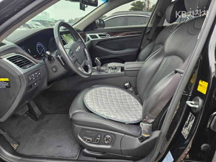 Hyundai Genesis DH G380 Prestige AWD Base Type 7