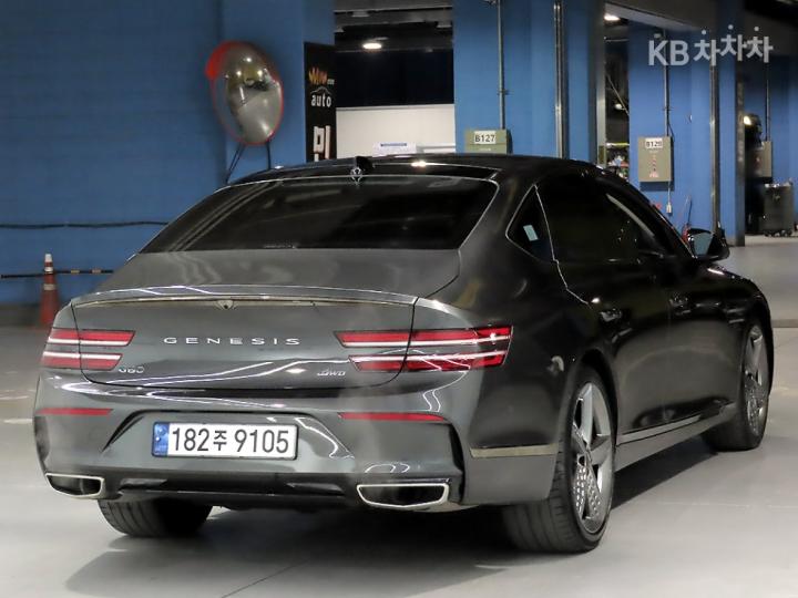 Genesis G80 RG3 3.5 T-GDi Sport Package AWD 5