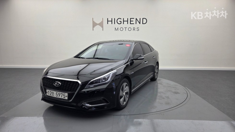Hyundai LF쏘나타 하이브리드 2.0 HEV 모던 - фото 1