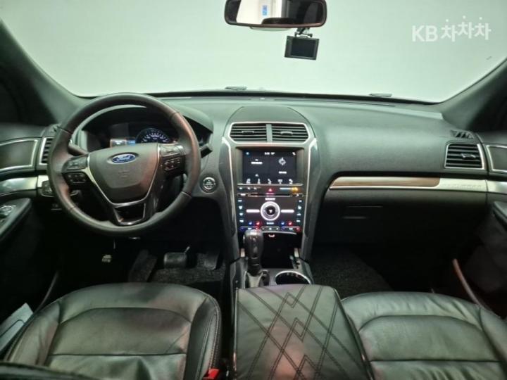 Ford Explorer New 2.3 EcoBoost 4WD Limited 8