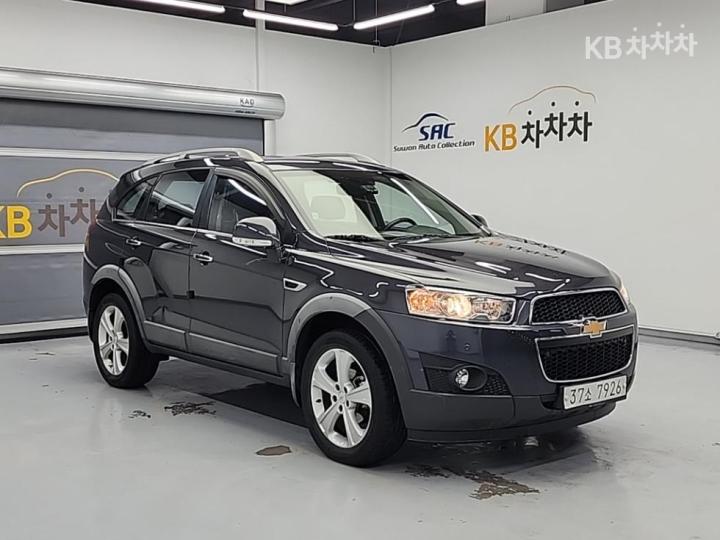 Chevrolet Captiva 2WD LT Premium 5