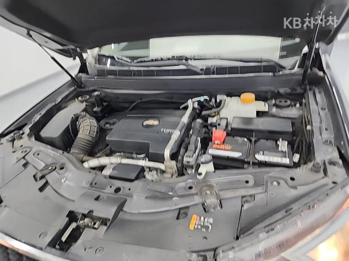 Chevrolet Captiva 2WD LT Premium 6